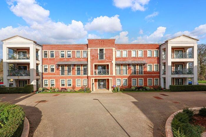 2 Bedroom Apartment For Sale In Redwood Drive | Failand, BS8