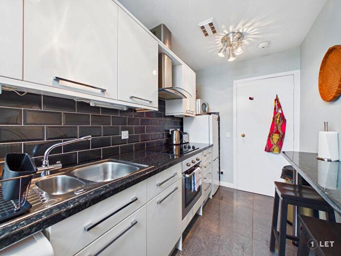 1 Bedroom Flat To Rent In Bothwell House, Bothwell Street, Easter Road, Edinburgh, EH7