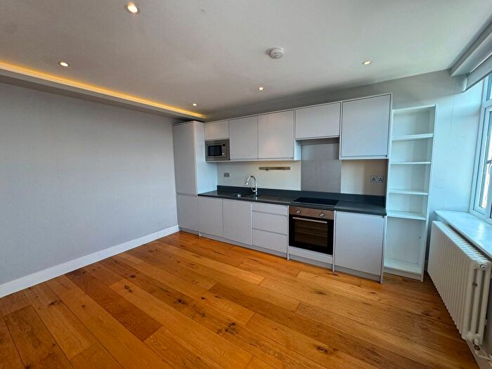 2 Bedroom Flat To Rent In Met House, Francis Road, London, E10