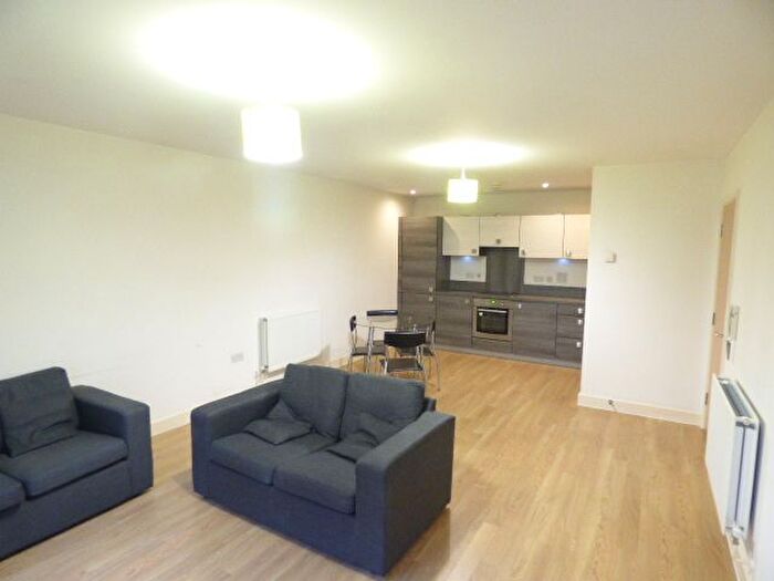 2 Bedroom Flat To Rent In Nelson Walk, London, E3