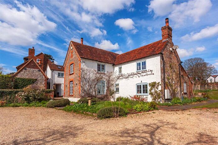 4 Bedroom Detached House For Sale In Moor Common, Lane End, High Wycombe, Buckinghamshire, HP14