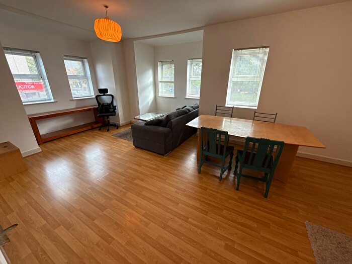 2 Bedroom Flat To Rent In Sydney Court, Stretford, M32