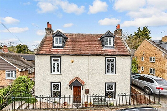 3 Bedroom Detached House For Sale In West Dumpton Lane, Ramsgate, Kent, CT11