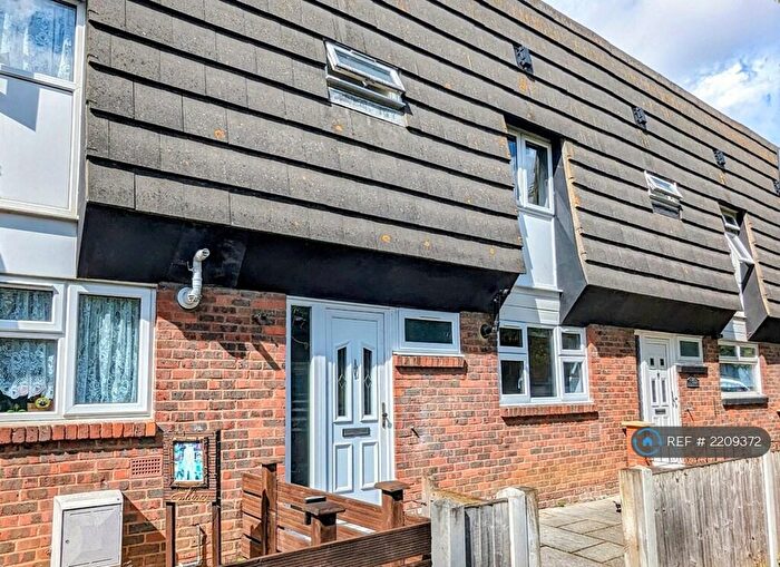 3 Bedroom Terraced House To Rent In Little Oxcroft, Basildon, SS15