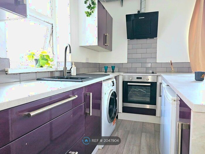 2 Bedroom Flat To Rent In Ashley Road, Bristol, BS6
