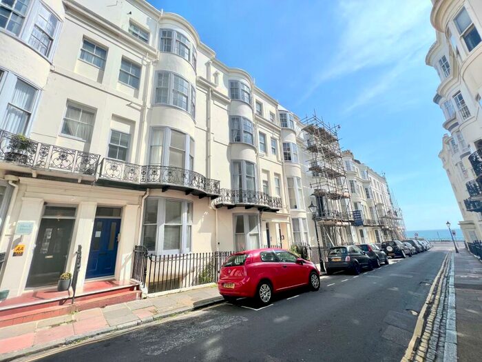 2 Bedroom Apartment To Rent In Atlingworth Street, Brighton, BN2