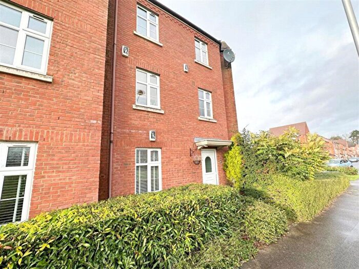 2 Bedroom Flat To Rent In Colossus Way, Bletchley, Milton Keynes, MK3