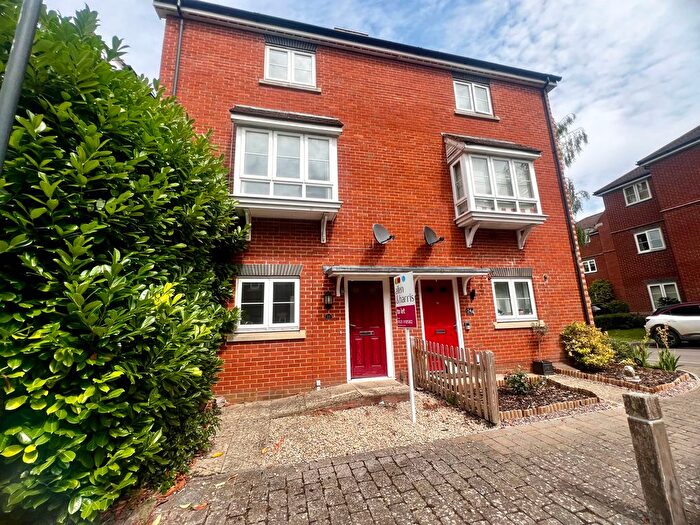 4 Bedroom Property To Rent In Wolage Drive, Grove, Wantage, OX12