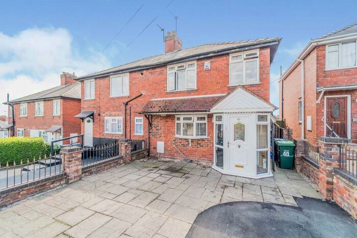3 Bedroom House To Rent In Newhall Road, Rowley Regis, B65