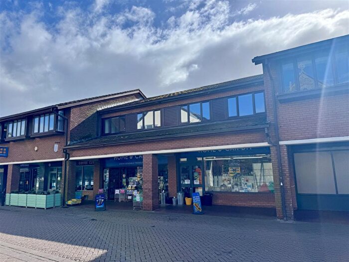 2 Bedroom Flat To Rent In Woodstock Way, Caldicot, NP26