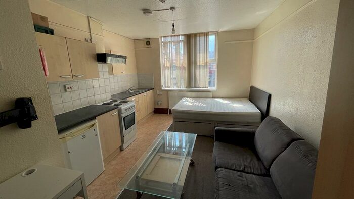 Studio To Rent In Empress Road, Derby, Derbyshire, DE23