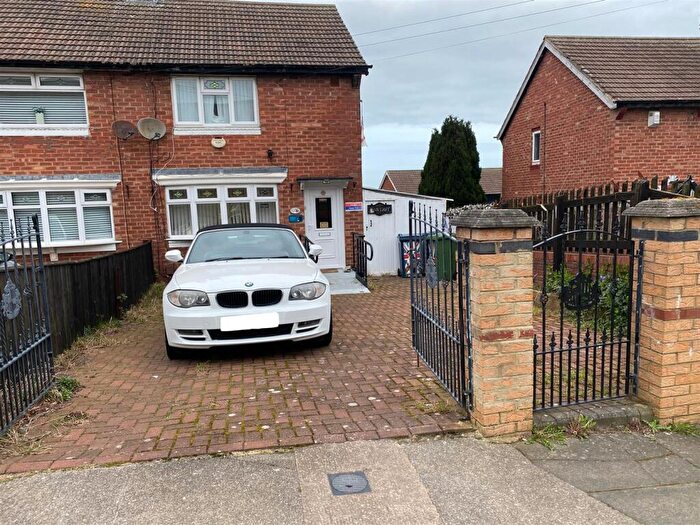 2 Bedroom Semi Detached House For Sale In Runcorn Road, Red House, Sunderland, SR5