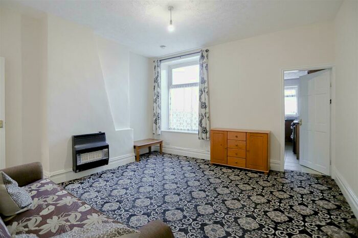 4 Bedroom Terraced House To Rent In Stevenson Street East, Accrington, BB5