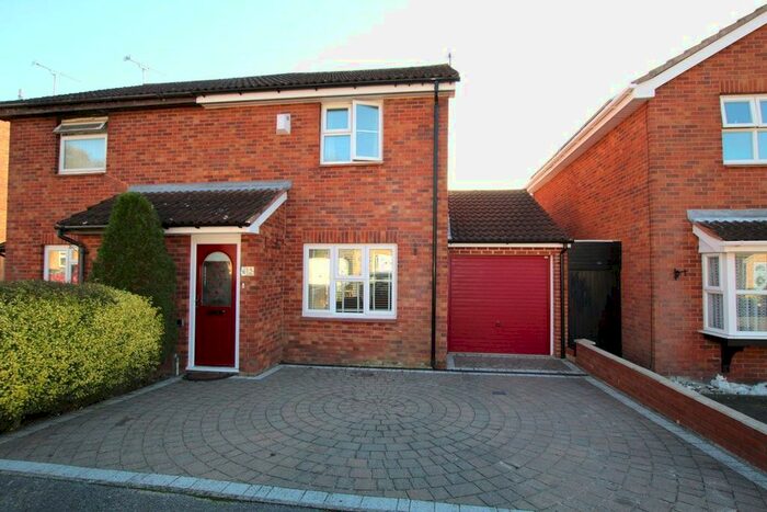 3 Bedroom Semi-Detached House To Rent In Wildwood Road, Sturry, Canterbury CT2