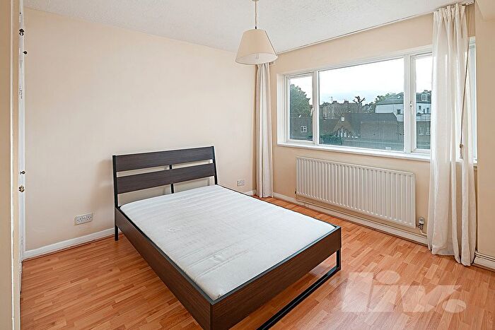 1 Bedroom Flat To Rent In Walton Court, Fairfax Road, South Hampstead, NW6