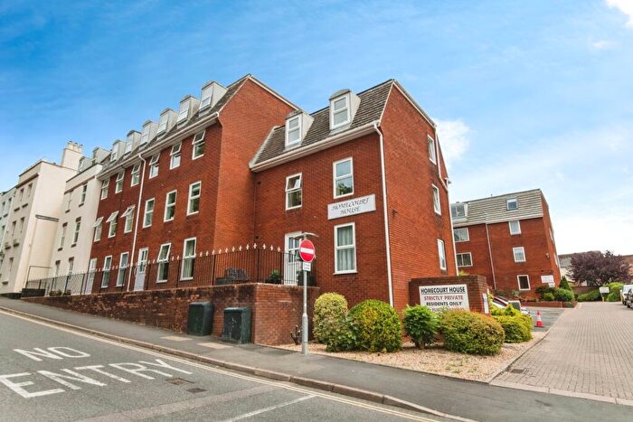 1 Bedroom Flat For Sale In Bartholomew Street West, Exeter, Devon, EX4