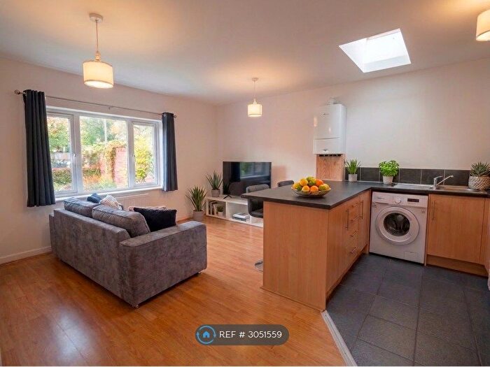 1 Bedroom Flat To Rent In Dale Street, Smethwick, B66