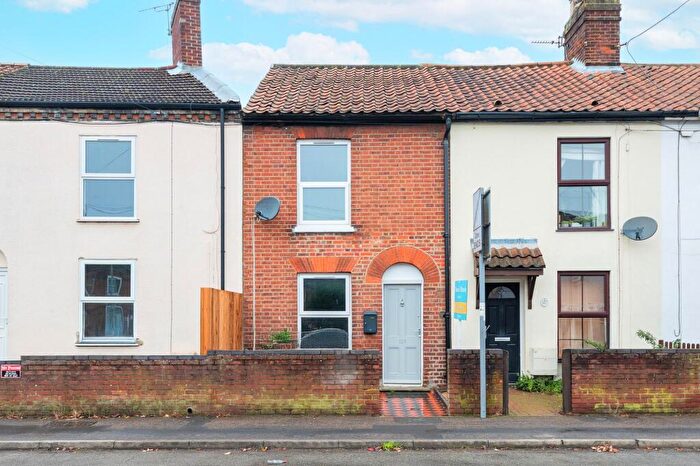 2 Bedroom Terraced House For Sale In Waterloo Road, Norwich, NR3