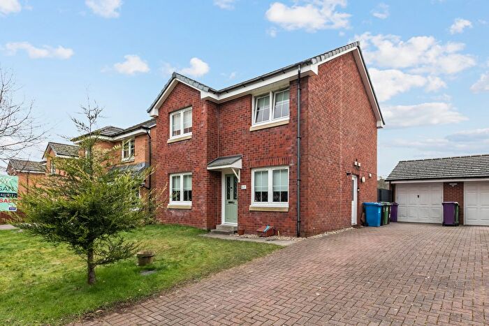 4 Bedroom Detached House For Sale In Linndale Oval, Glasgow, G45