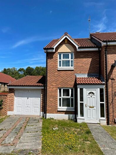 2 Bedroom End Of Terrace House For Sale In Birkdale, Whitley Bay, NE25