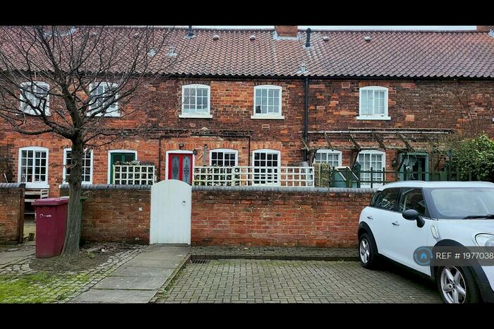 2 Bedroom Terraced House To Rent In Redbourne Street, Scunthorpe, DN16