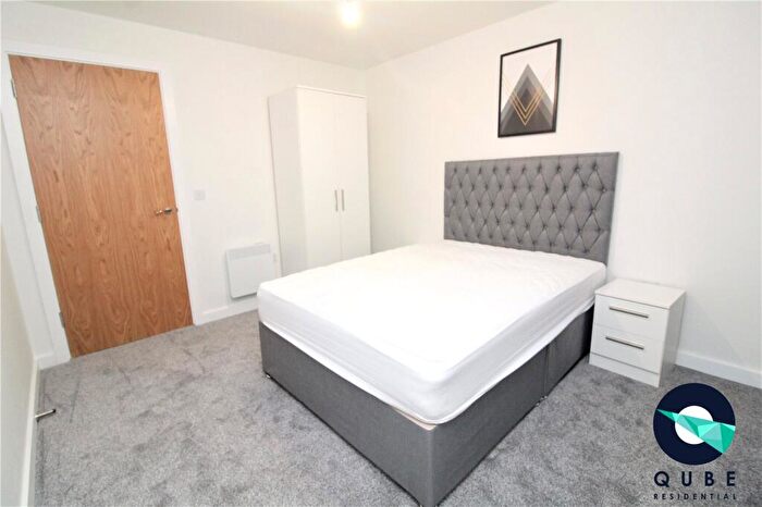 2 Bedroom Flat To Rent In Adelphi Wharf, Adelphi Street, Salford, Greater Manchester, M3