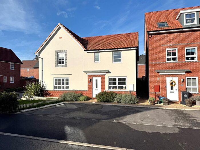 3 Bedroom Semi Detached House For Sale In Manor Road, Newent, GL18