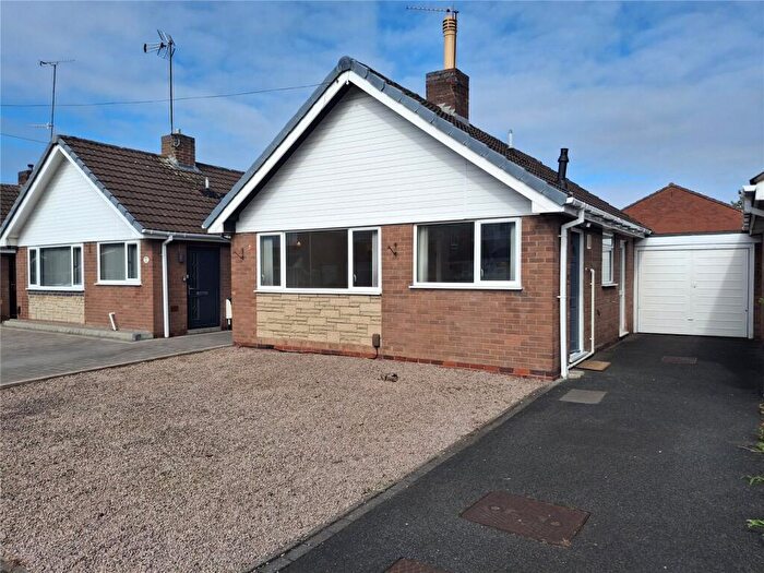 2 Bedroom Bungalow For Sale In The Deansway, Kidderminster, Worcestershire, DY10