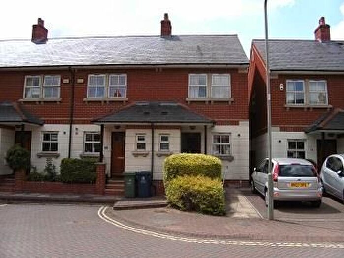 2 Bedroom Detached House To Rent In Stable Close, Oxford, OX1