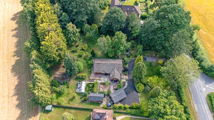 3 Bedroom Detached Bungalow For Sale In Smarden Road, Pluckley, TN27