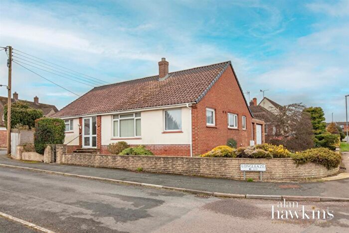 3 Bedroom Detached Bungalow For Sale In Longleaze, Royal Wootton Bassett, SN4