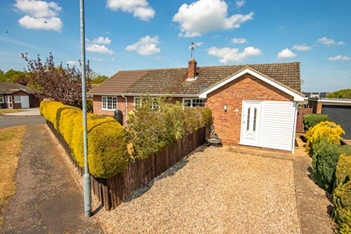 3 Bedroom Detached Bungalow For Sale In Blake Close, Grimston, PE32