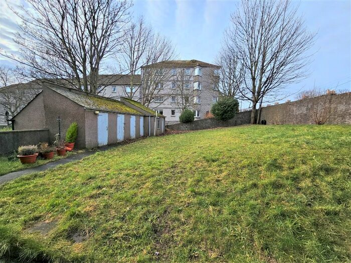 1 Bedroom Flat To Rent In Crown Street, City Centre, Aberdeen, AB11
