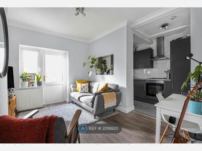 1 Bedroom Flat To Rent In Birchanger Road, London, SE25