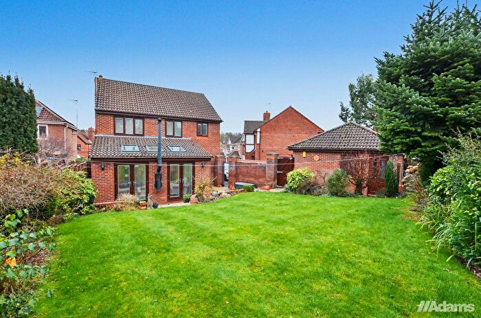 4 Bedroom Detached House For Sale In Fernwood, Norton, WA7