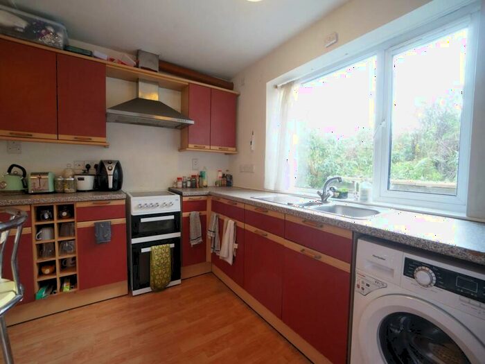 5 Bedroom House To Rent In Edge Hill, Bangor, LL57