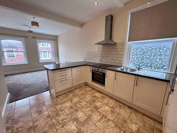 2 Bedroom Maisonette To Rent In High Street, Congleton, CW12