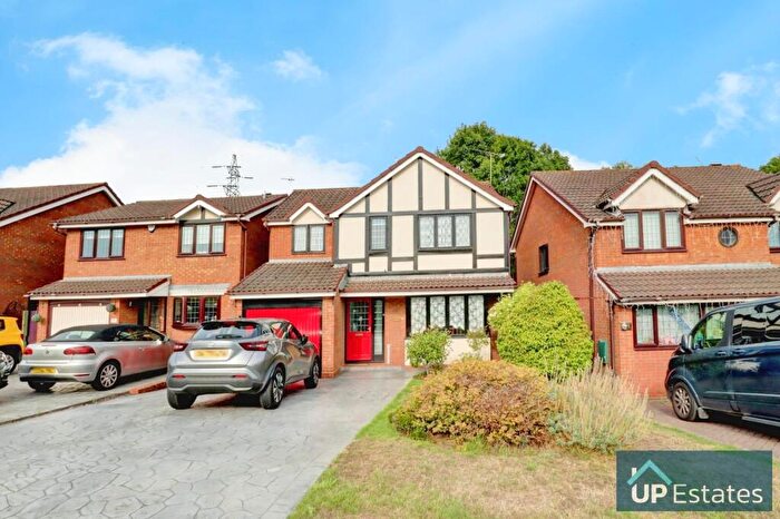 4 Bedroom Detached House For Sale In Tylney Close, Binley, Coventry, CV3