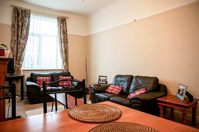 2 Bedroom Apartment To Rent In Brantford Street, Leeds, LS7