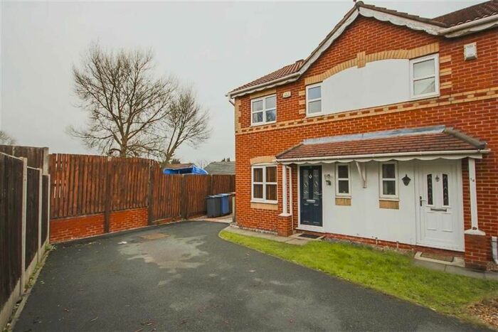 3 Bedroom Semi-detached House To Rent In Maurice Street, Salford, M6