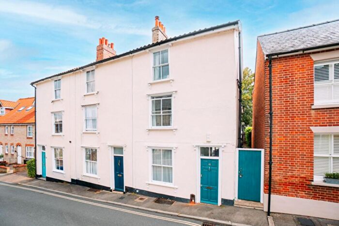 4 Bedroom End Of Terrace House For Sale In Garland Street, Bury St. Edmunds, IP33