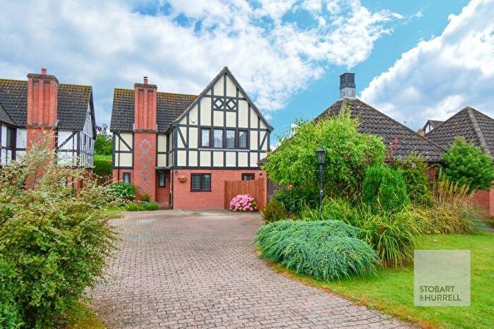 4 Bedroom Detached House For Sale In Abbot Road, Horning, Norfolk, NR12