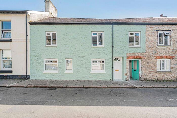 3 Bedroom Cottage For Sale In Church Street, South Brent, TQ10