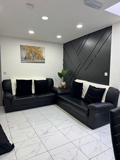 8 Bedroom Semi Detached House To Rent In Alton Road, Birmingham, B29