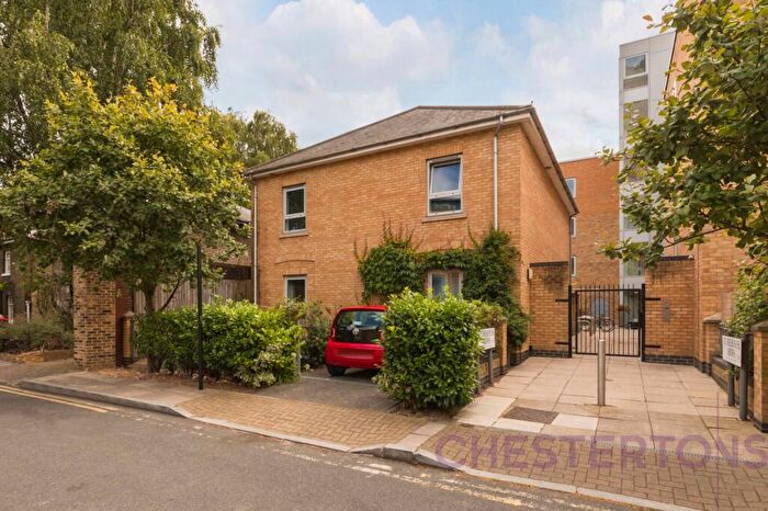 3 Bedroom Terraced House To Rent In Storehouse Mews, Canary Wharf, E14
