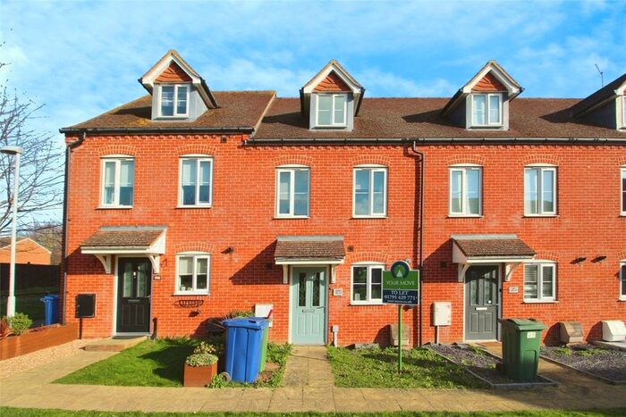 3 Bedroom Terraced House To Rent In Standen Grove, Sittingbourne, Kent, ME10
