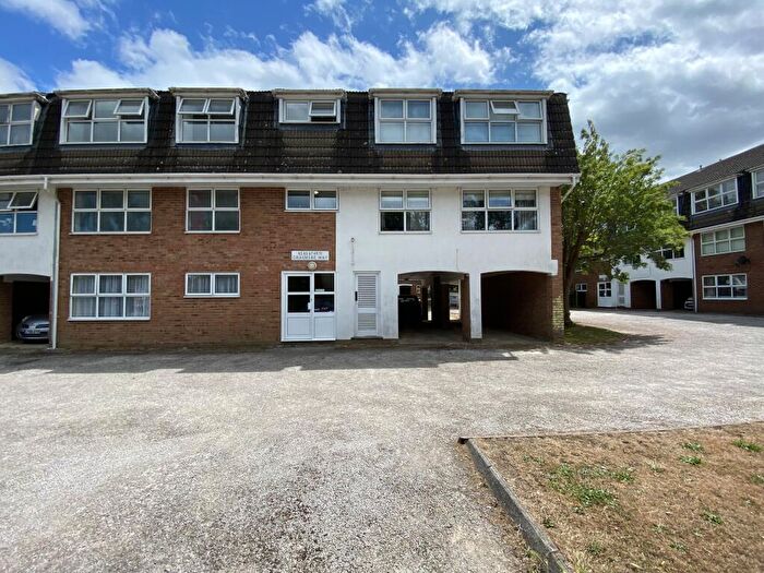 2 Bedroom Apartment To Rent In Grasmere Way, LU7