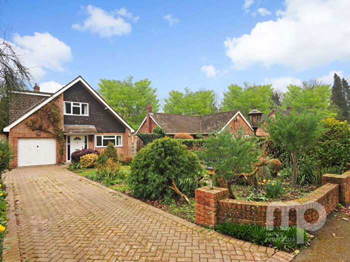 5 Bedroom Detached Bungalow For Sale In Old Hall Close, Ashwellthorpe, NR16