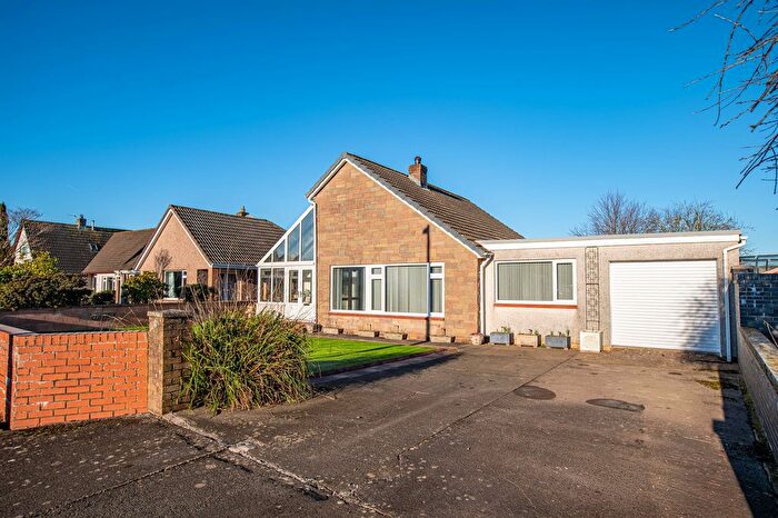 3 Bedroom Detached Bungalow For Sale In Greenknowe Avenue, Annan, DG12