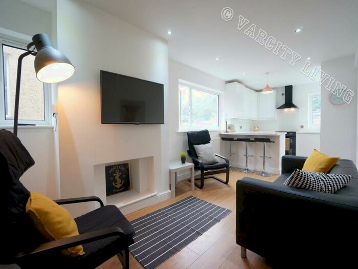 5 Bedroom House To Rent In Deiniol Road, Bangor, Gwynedd, LL57